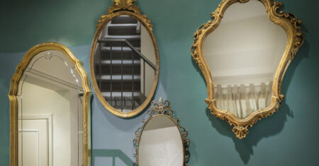 Espelhos Venezianos: Elegância Refletida na Arte e na História
