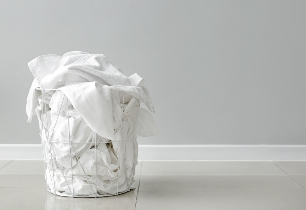 Como Lavar Roupas Brancas: Mantenha o Branco Impecável
