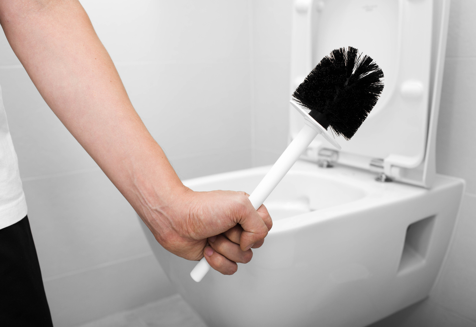 Escova Sanitária: Dicas Para Manter Seu Banheiro Impecável