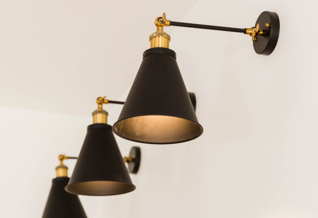 Arandelas Pretas para Destacar Detalhes na Decoração